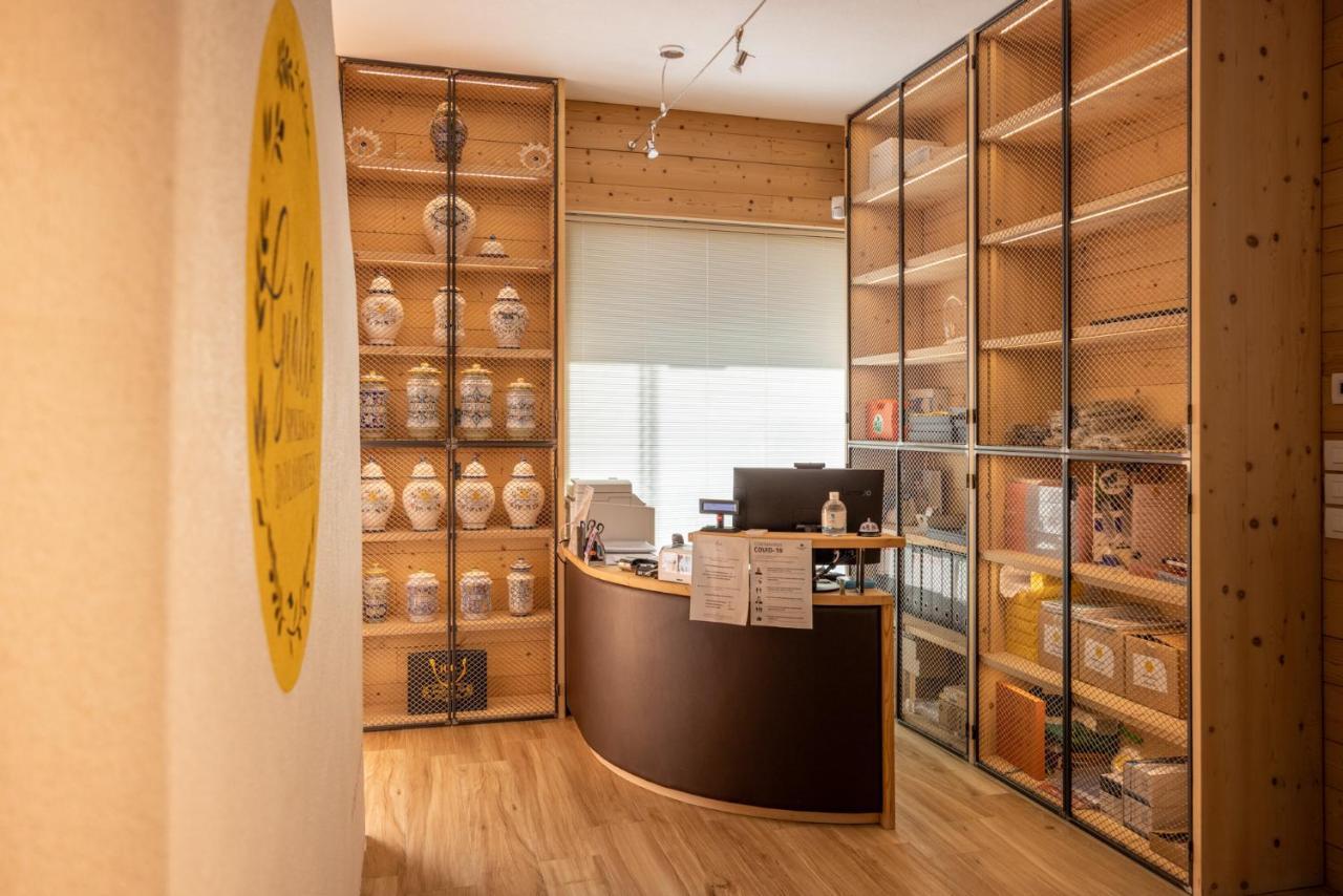 Giallo Dolomiti Wellness Pieve di Cadore Buitenkant foto