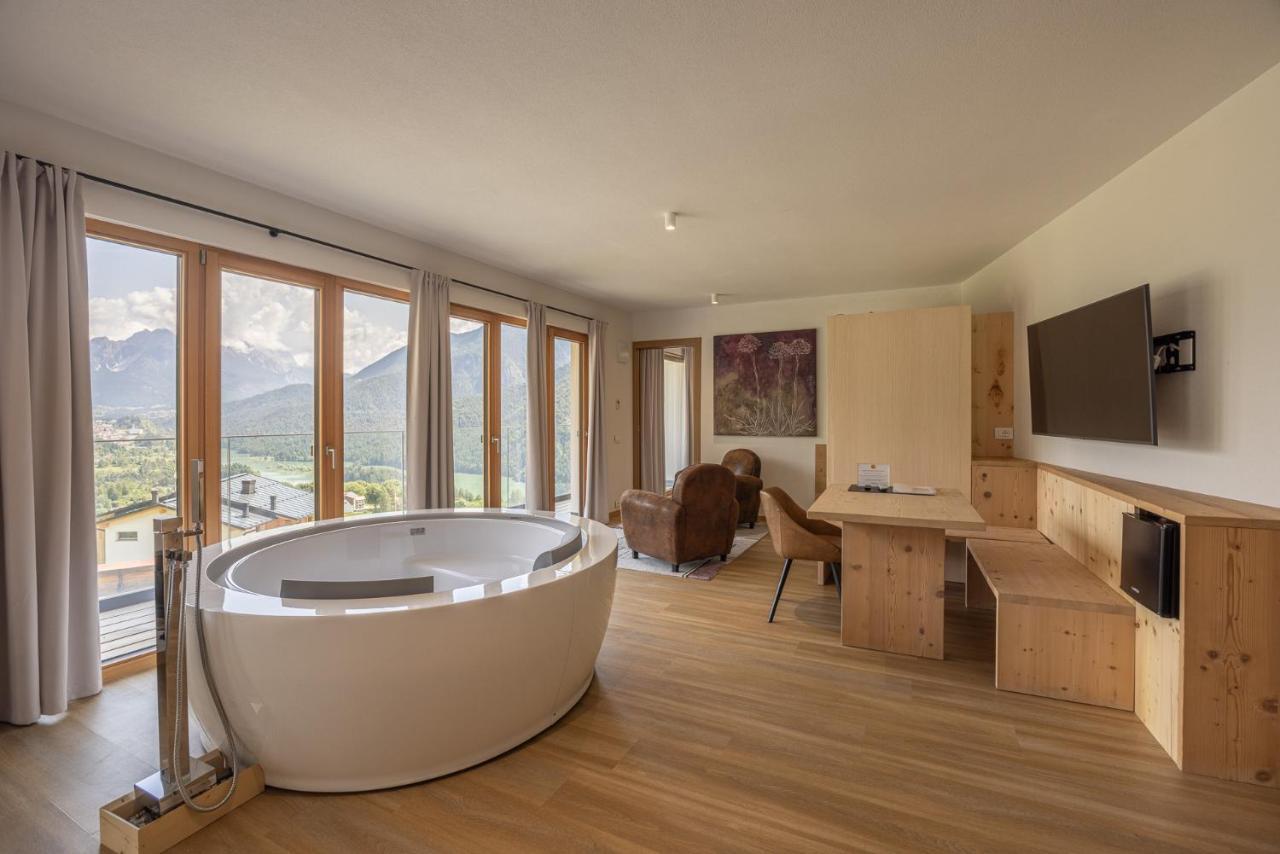 Giallo Dolomiti Wellness Pieve di Cadore Buitenkant foto
