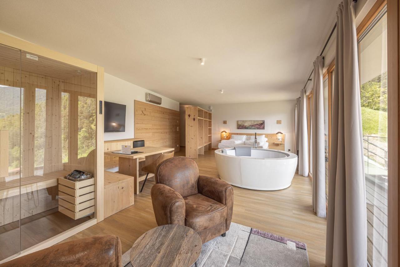 Giallo Dolomiti Wellness Pieve di Cadore Buitenkant foto