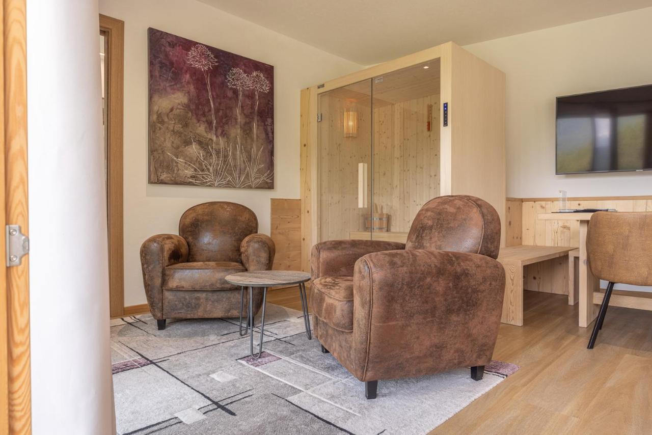 Giallo Dolomiti Wellness Pieve di Cadore Buitenkant foto
