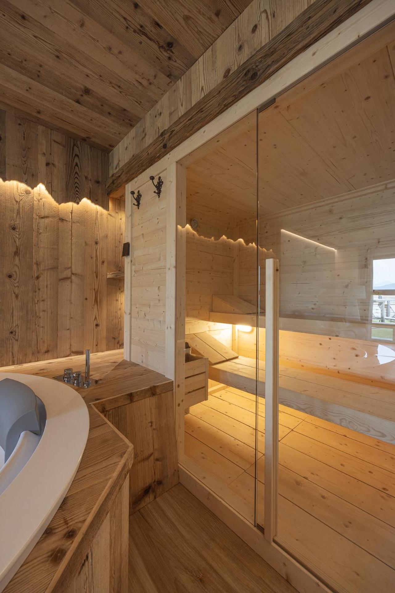 Giallo Dolomiti Wellness Pieve di Cadore Buitenkant foto